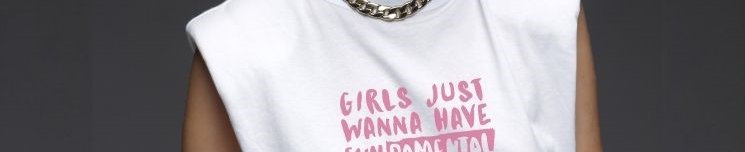 Pink single-colour transfer on a white tank top